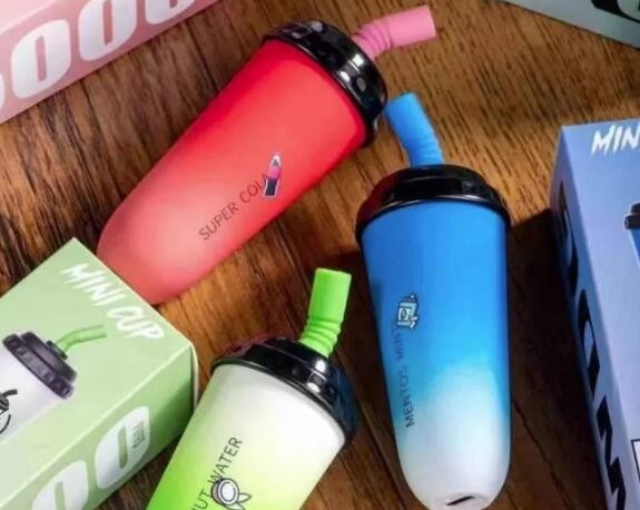 电子烟的油漏嘴里了还能抽吗 电子烟的油漏到嘴里